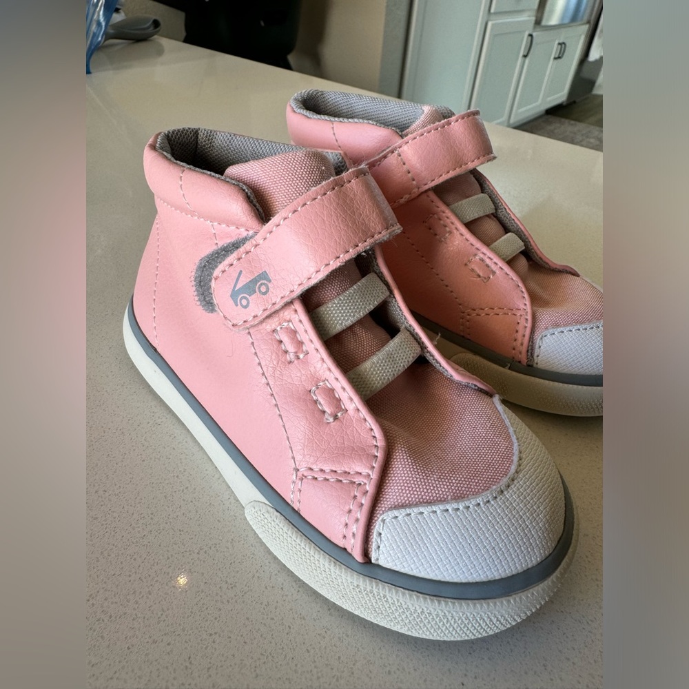 See Kai Run Basics Toddler pink high top sneakers / shoes, size 8